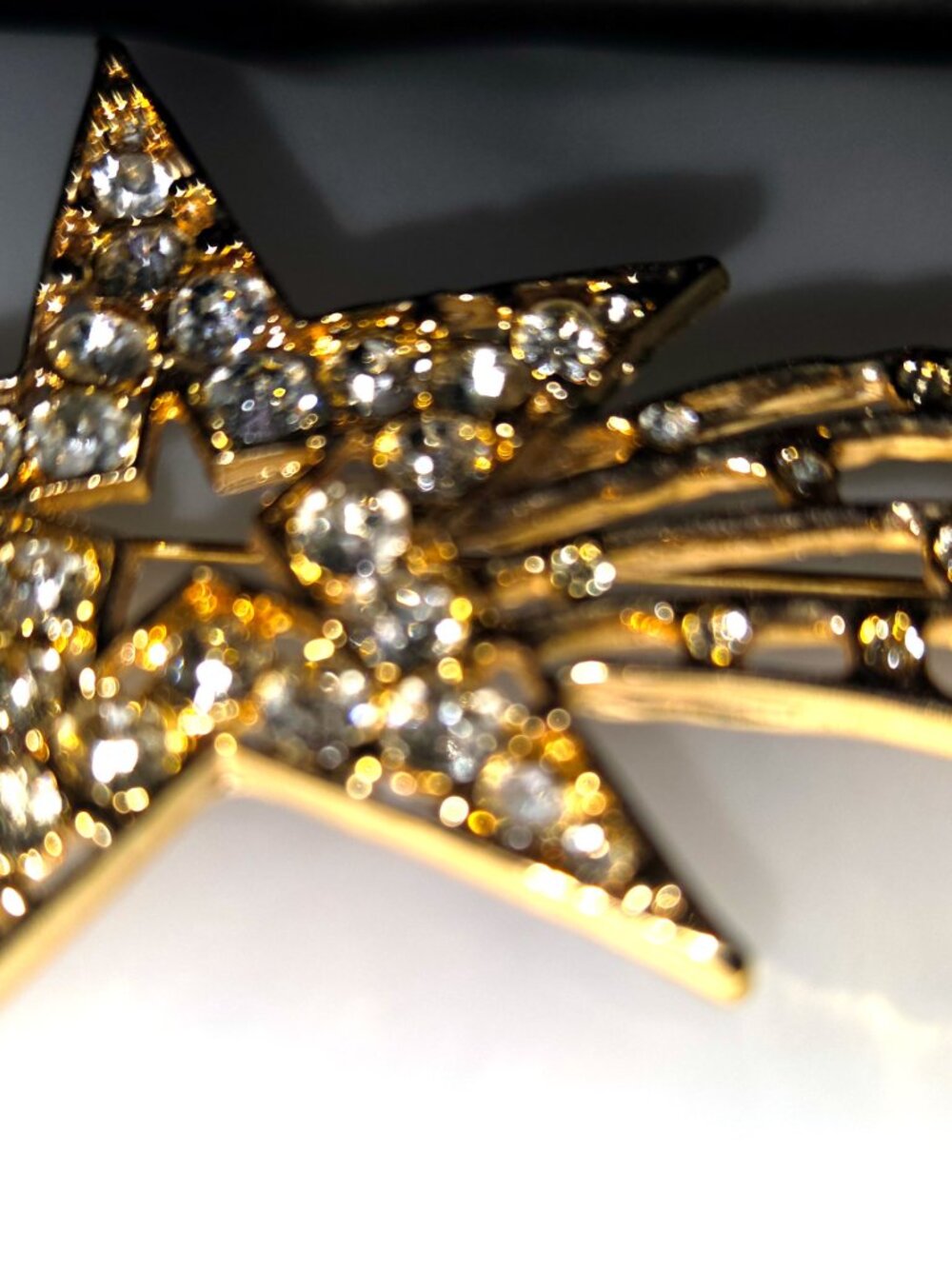Vintage Shooting Star Brooch w/Rhinestones - NWOT - Picture 2 of 3